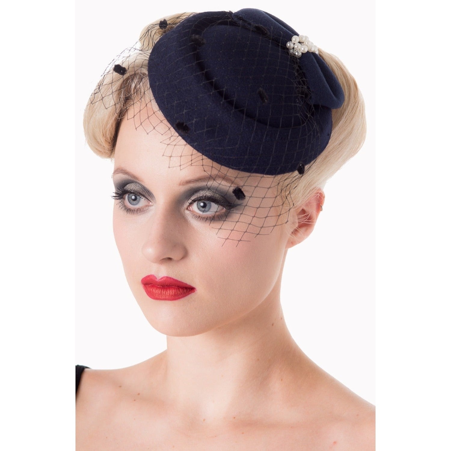 Pillbox hats deals and fascinators