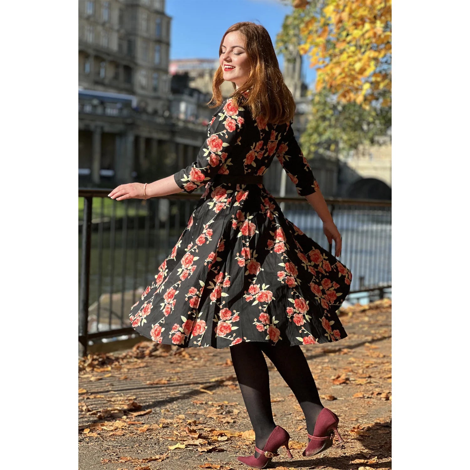 Black Burnt Orange Floral Print 3/4 Sleeve V Neckline 50s Swing Dress With Pockets