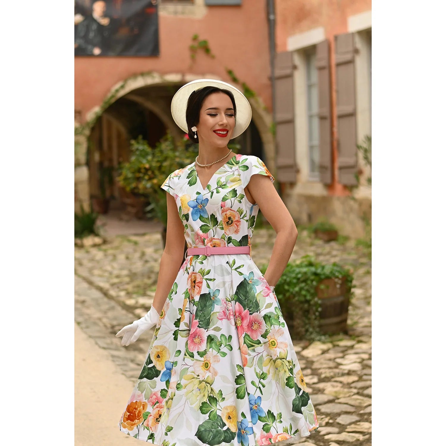 White And Summer Blossom Floral Rockabilly 50s Swing Tea Dress With Belt