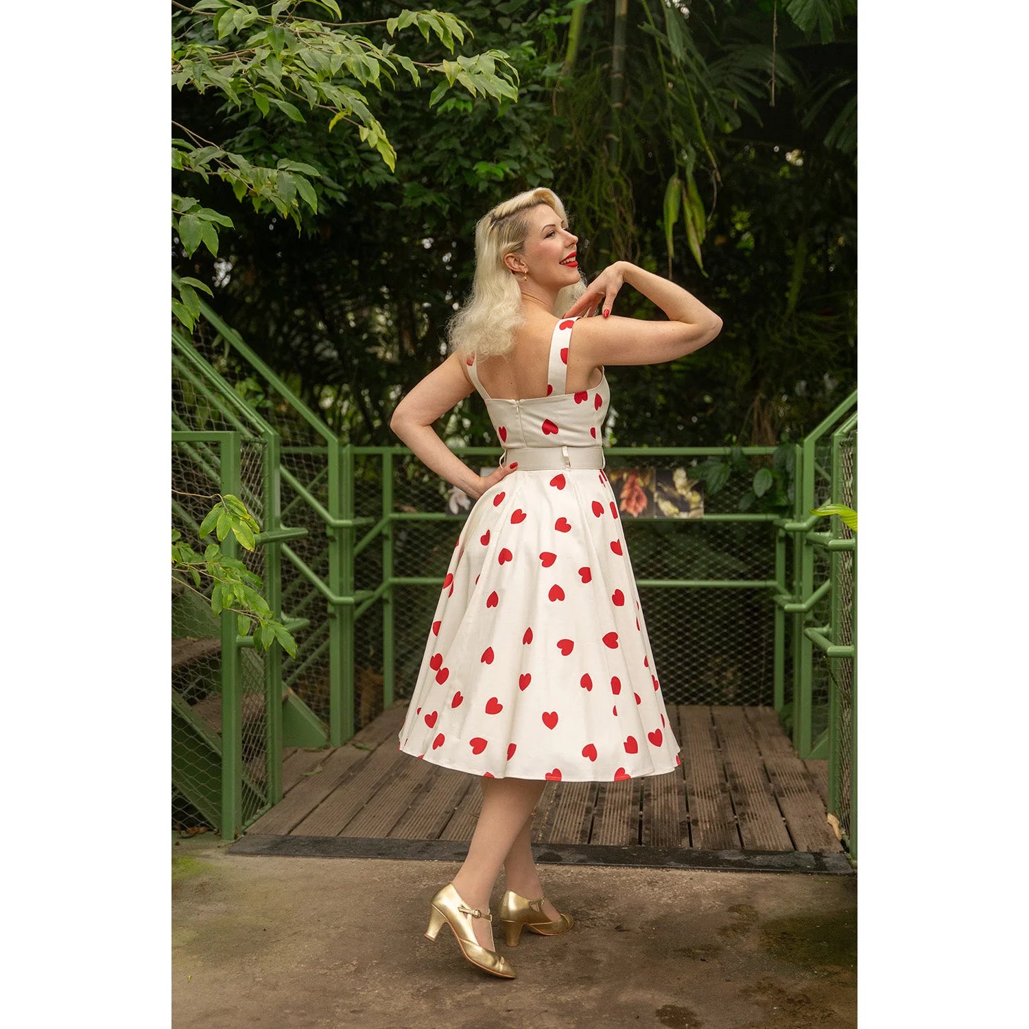 White With Red Heart Rockabilly Shoulder Strap 50s Swing Dress