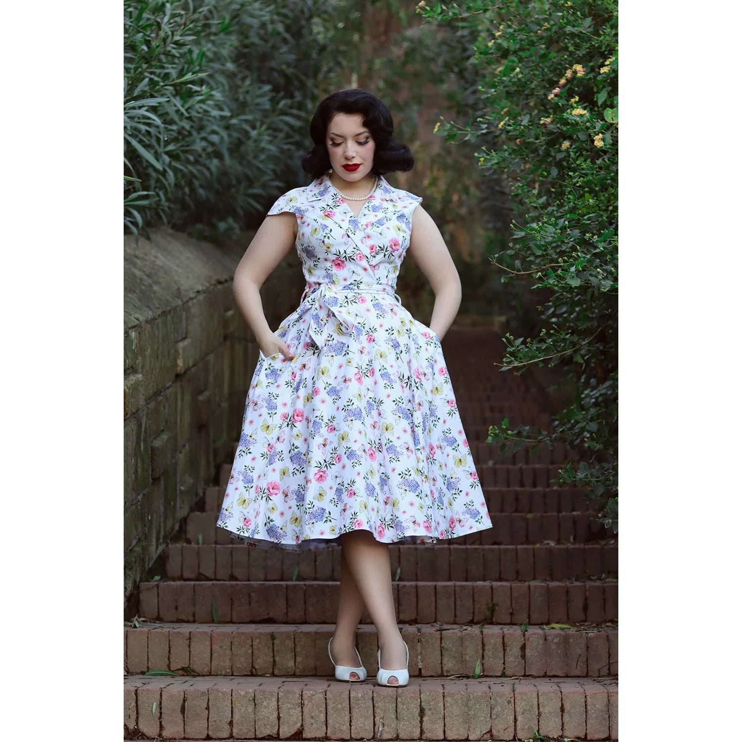 White Summer Floral Print Cap Sleeve 50s Swing Tea Dress