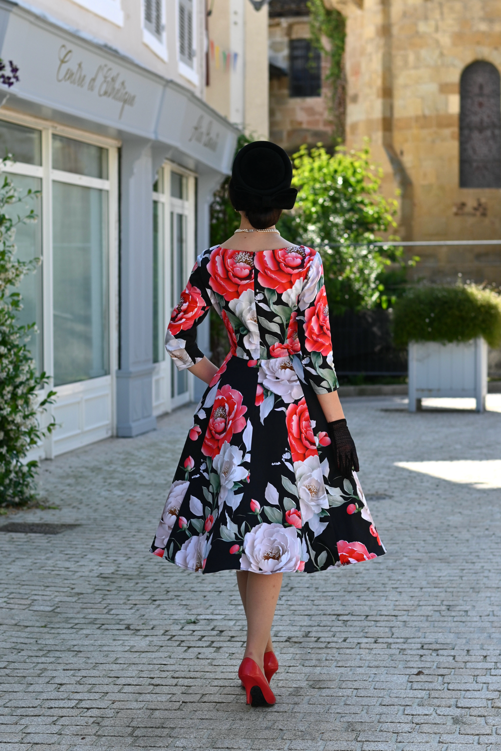 Black Multi Floral Print 3/4 Sleeve Notch Neckline 50s Swing Dress With Pockets
