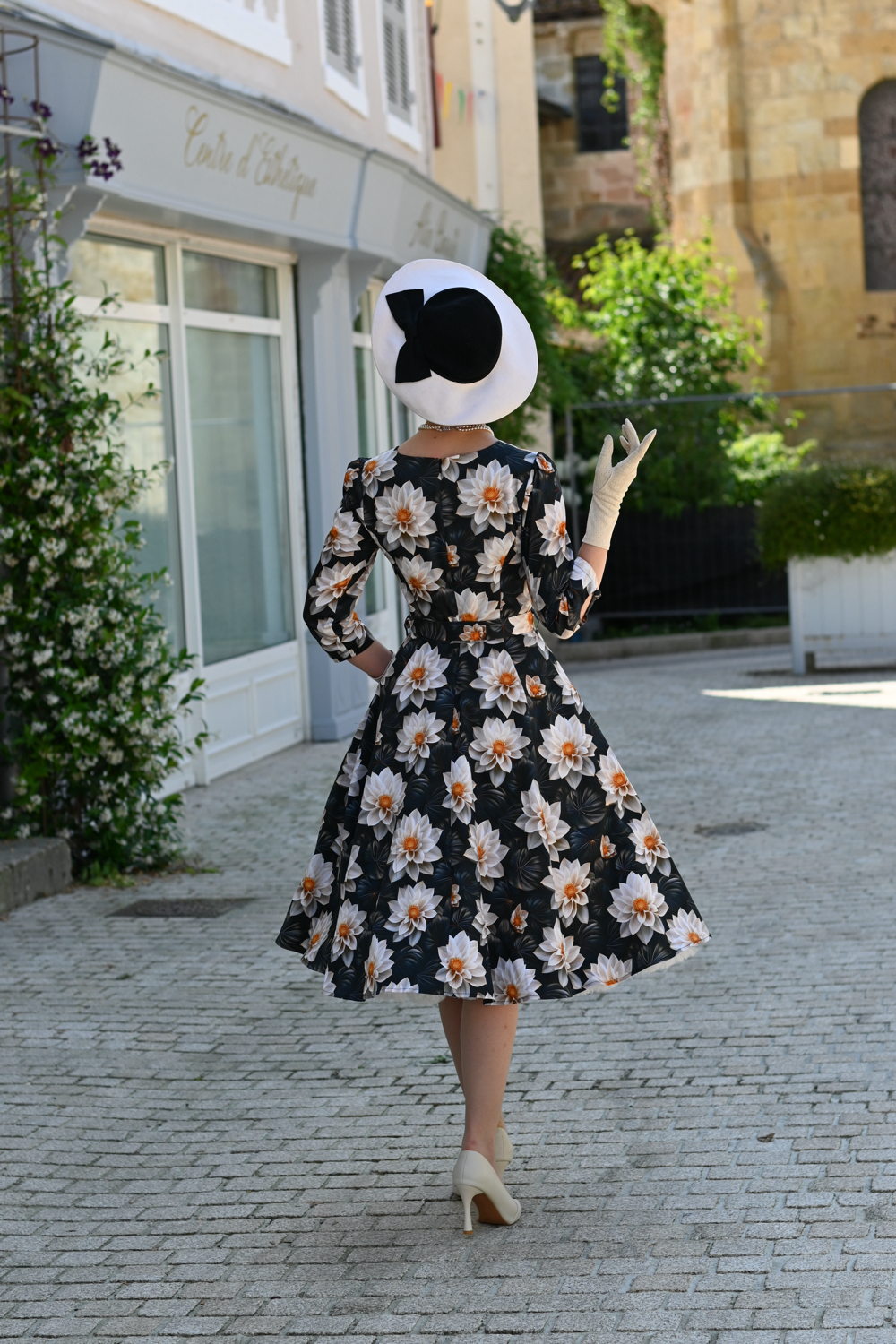 Green & Cream Multi Floral Print 3/4 Sleeve 50s Swing Tea Dress With Pockets