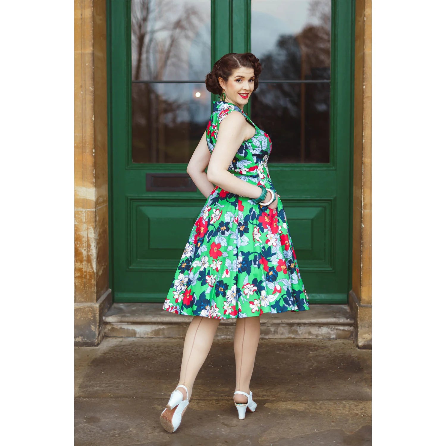 Emerald Green Sleeveless Collared Summer Floral Tea dress Pretty Kitty Fashion Emerald Green Sleeveless Collared Summer Floral Tea dress Pretty Kitty Fashion