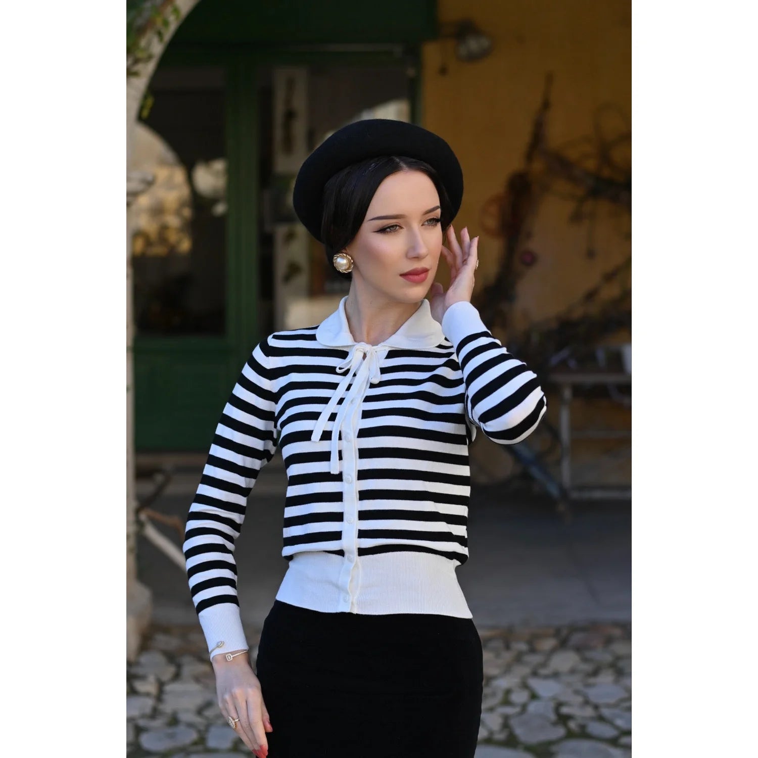 Vintage Long Sleeve Ivory And Black Stripe Bow Cardigan