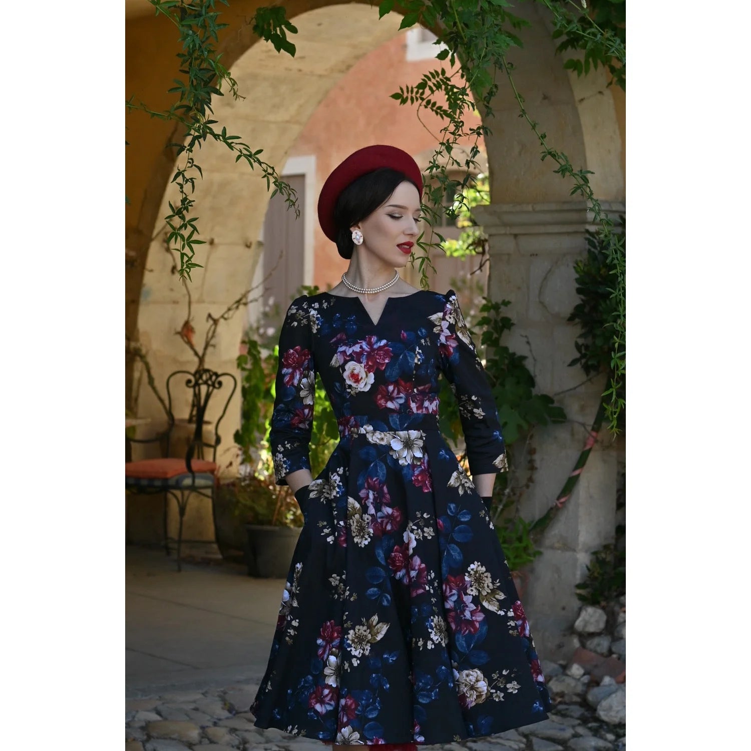 Black Floral Vintage Style Swing Dress with 3/4 Sleeves With Pockets