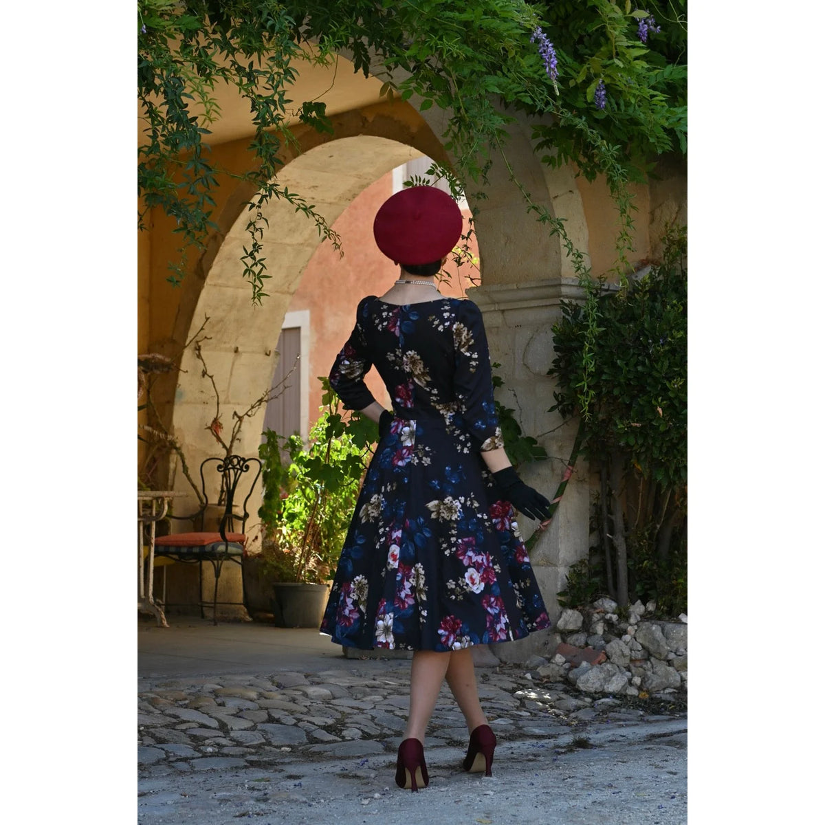 Black Floral Vintage Style Swing Dress with 3/4 Sleeves With Pockets