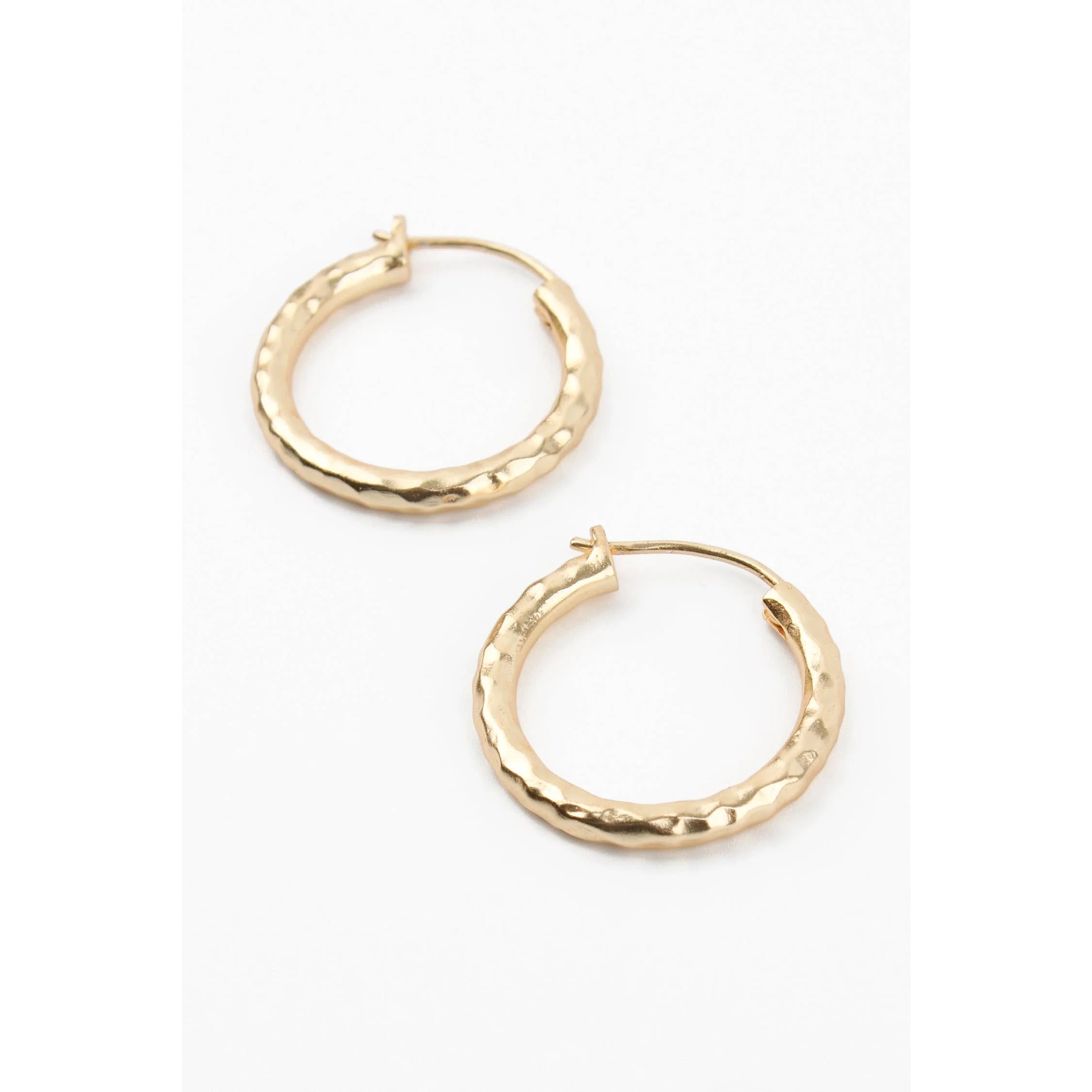 Medium hammered gold hoop earrings - Pretty Kitty Fashion