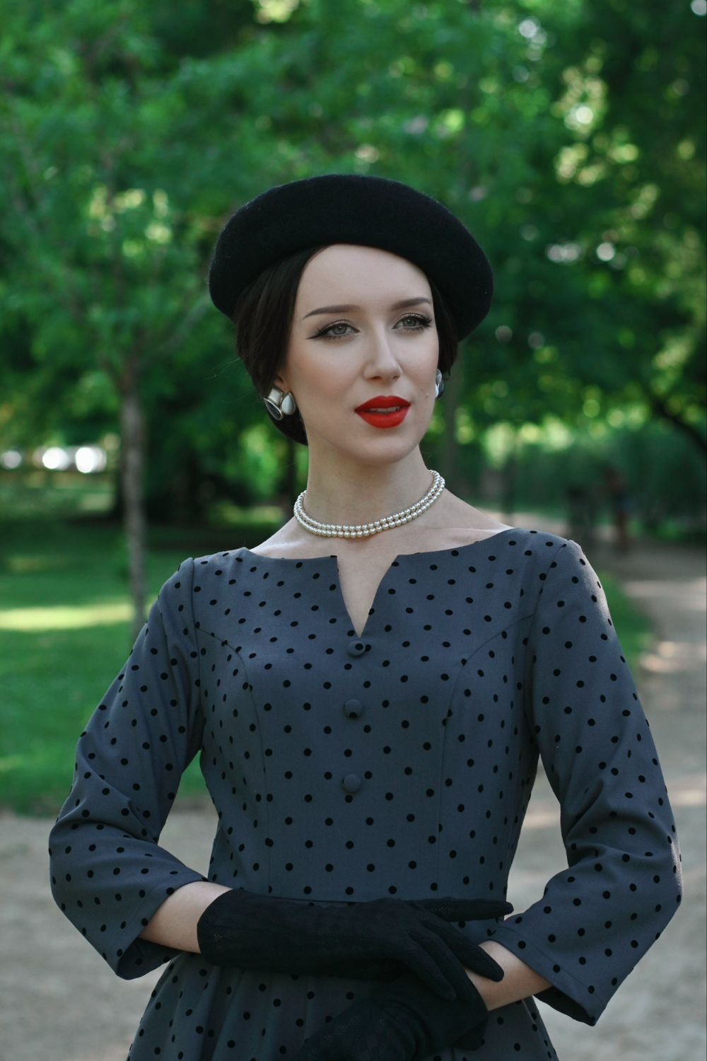 1950s Vintage Style Grey Polka Dot Swing Dress with 3/4 Sleeves & Pockets
