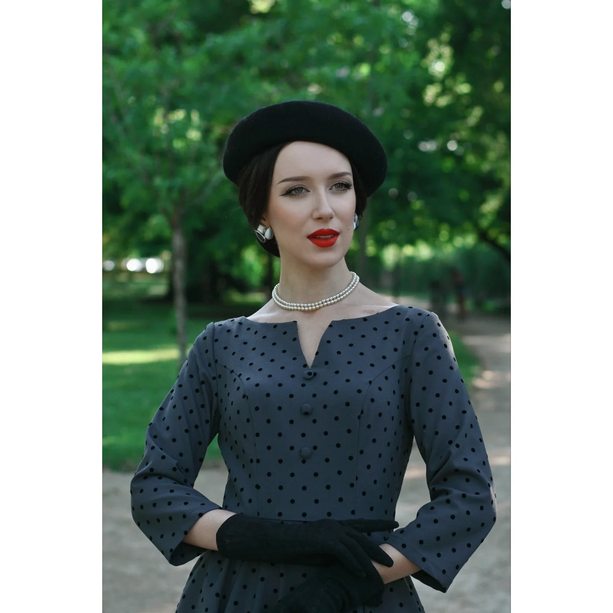 1950s Vintage Style Grey Polka Dot Swing Dress with 3/4 Sleeves & Pockets