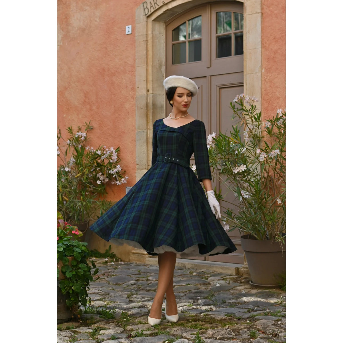1950s Style Tartan Burns Swing Dress Fit and Flare Neck 3/4 Sleeve Dress with Pockets