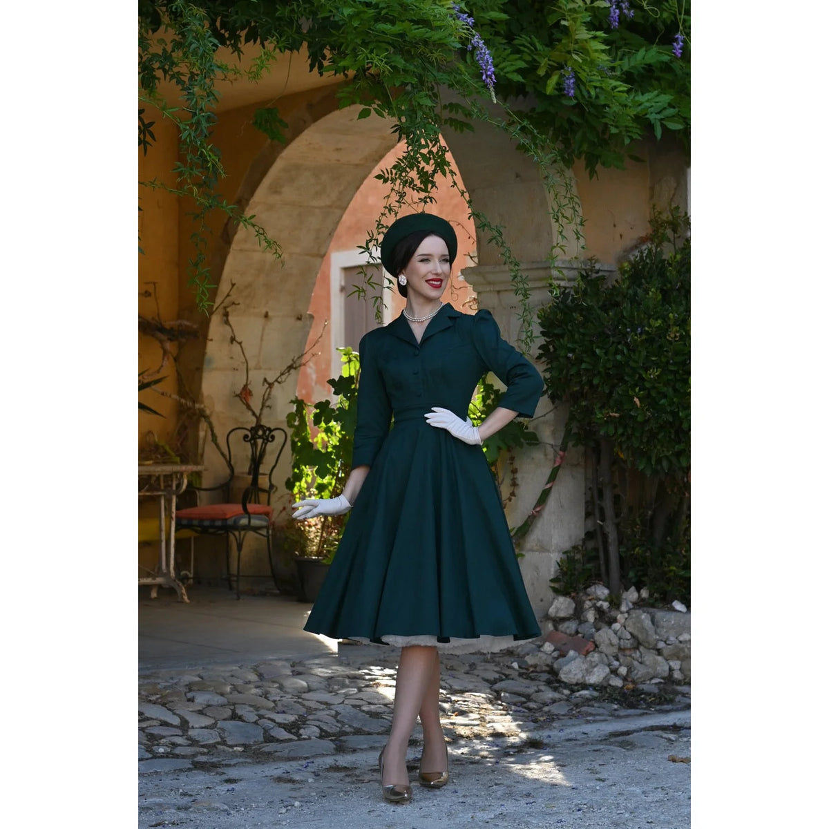 1950s Style Green Cotton Tea Dress with Lapel Collar.