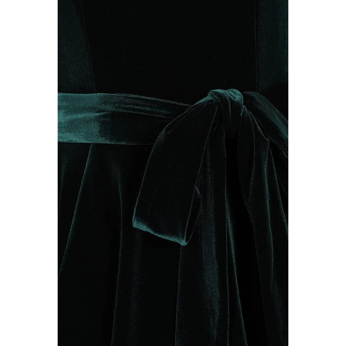 1950s Vintage Style Green Velvet Dress With 3/4 Sleeves and Pockets