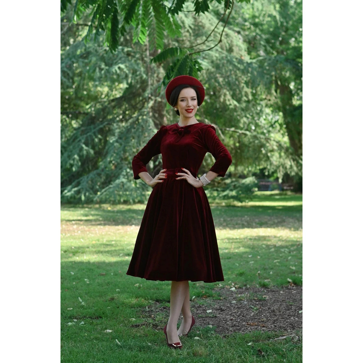 1950s Vintage Style Claret Wine Red Velvet Swing Dress with Bow Collar