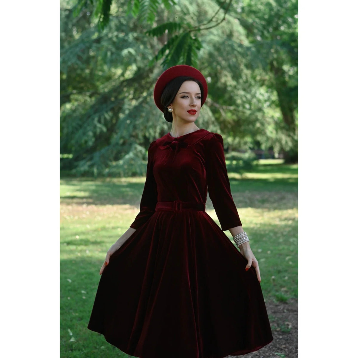 1950s Vintage Style Claret Wine Red Velvet Swing Dress with Bow Collar