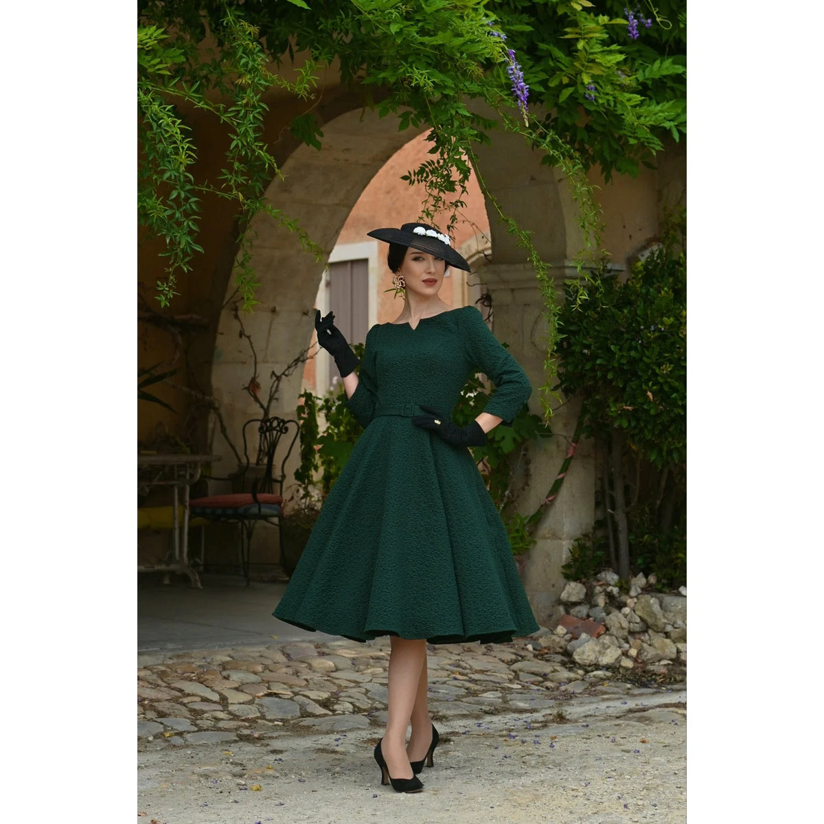 1950s Vintage Style Forest Green Embossed Floral Dress With Pockets