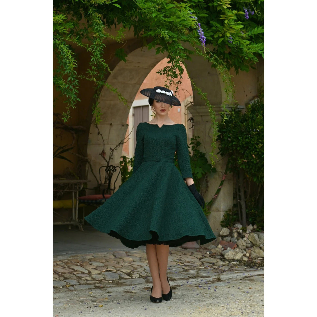 1950s Vintage Style Forest Green Embossed Floral Dress With Pockets