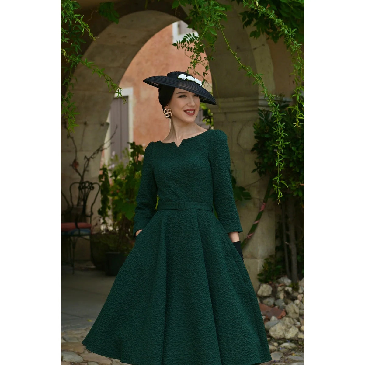1950s Vintage Style Forest Green Embossed Floral Dress With Pockets