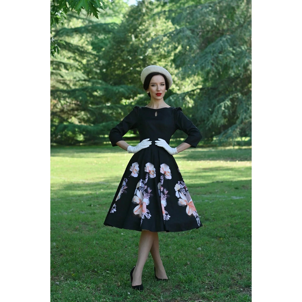 1950s Style Black Floral Border Print Swing Dress with 3/4 Sleeves And Pockets