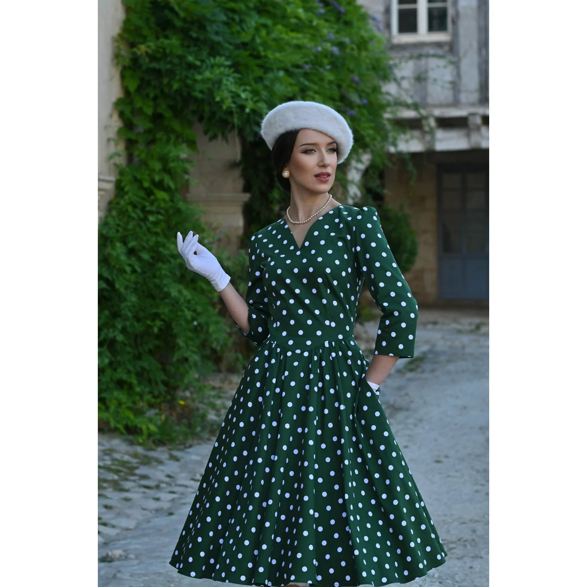 1950s Style Green Polka Dot Cotton Swing Dress with 3/4 Sleeves & Pockets