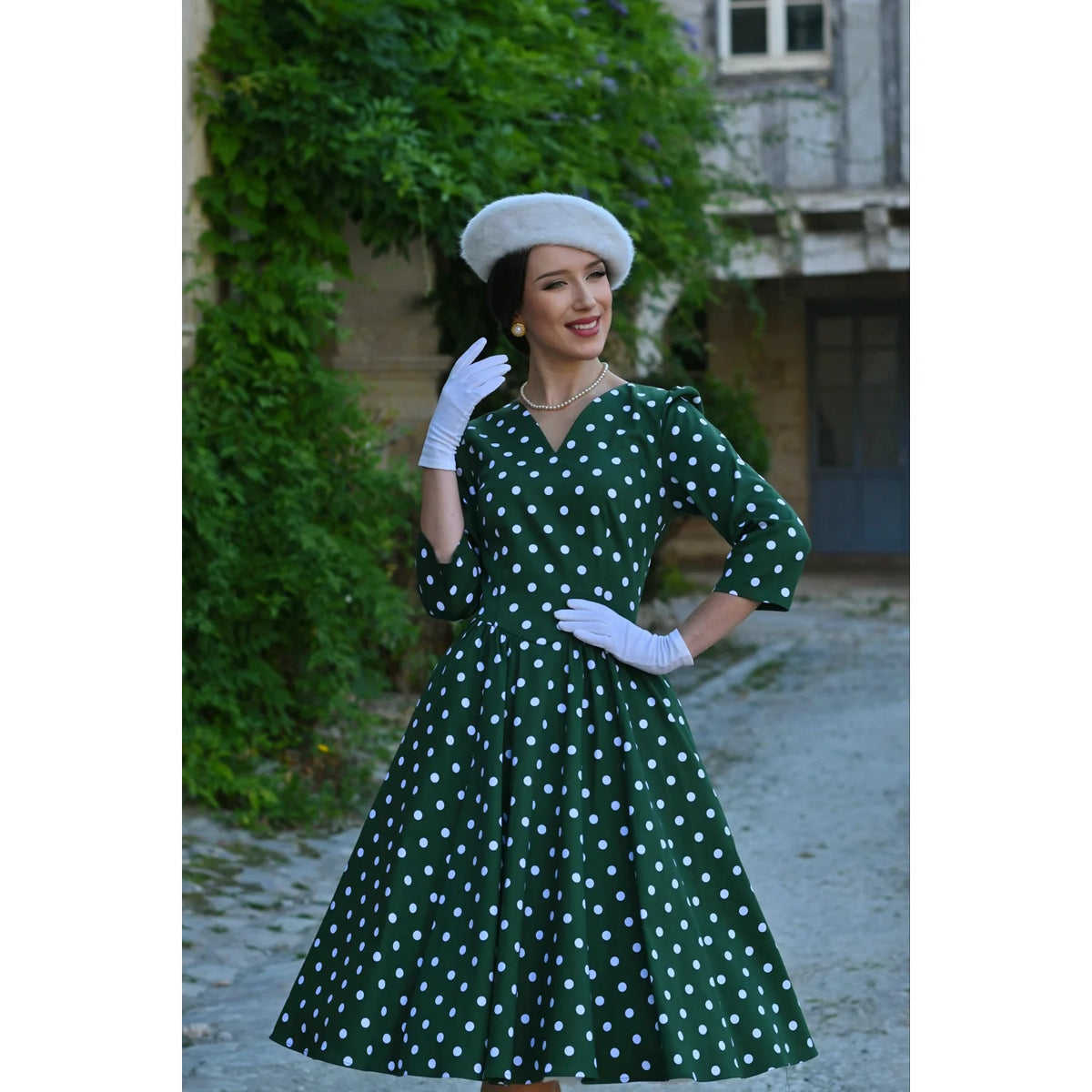 1950s Style Green Polka Dot Cotton Swing Dress with 3/4 Sleeves & Pockets