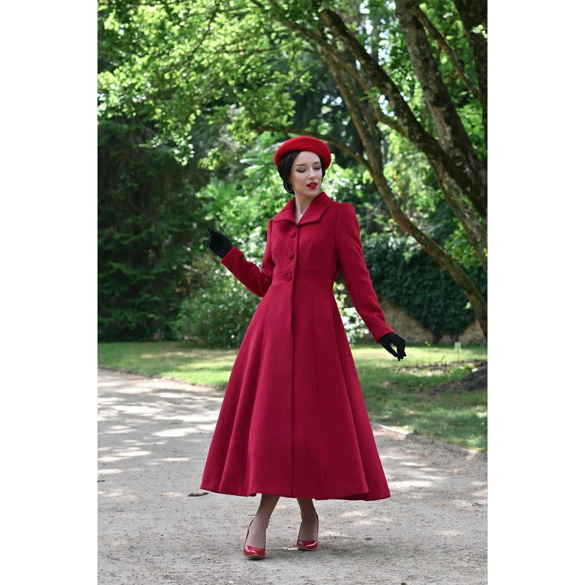 1940s Vintage Style Red Swing Coat with Pointed Collar