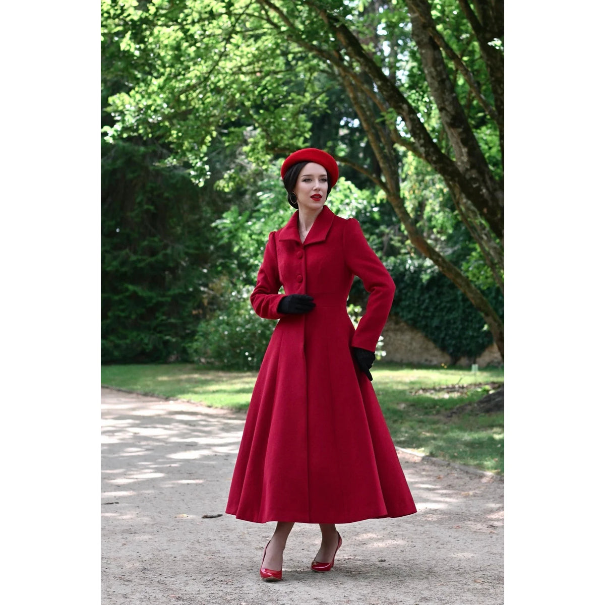 1940s Vintage Style Red Swing Coat with Pointed Collar