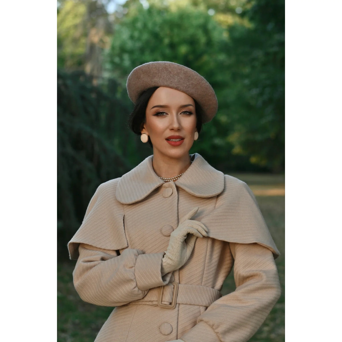 1940s Vintage Style Beige Belted Cape Swing Coat.