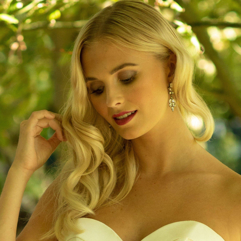 Antique Vintage Earrings: Diamante Drop Earrings - Pretty Kitty Fashion