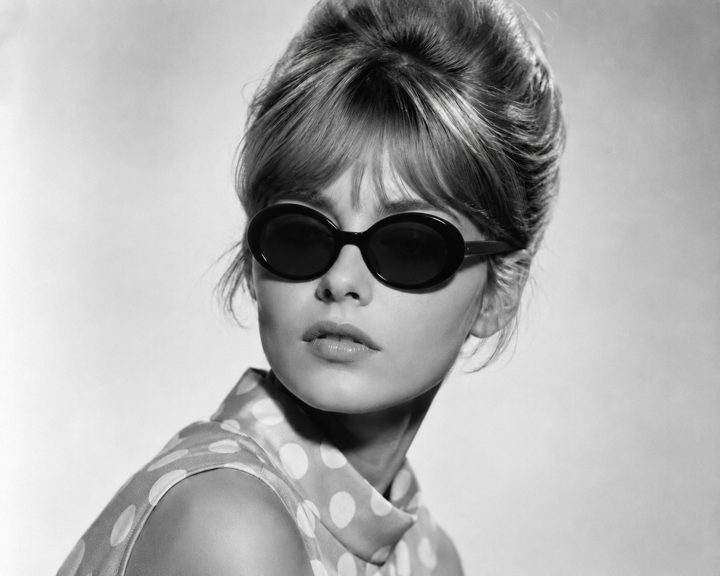 Black 1960s Mod Inspired Sunglasses