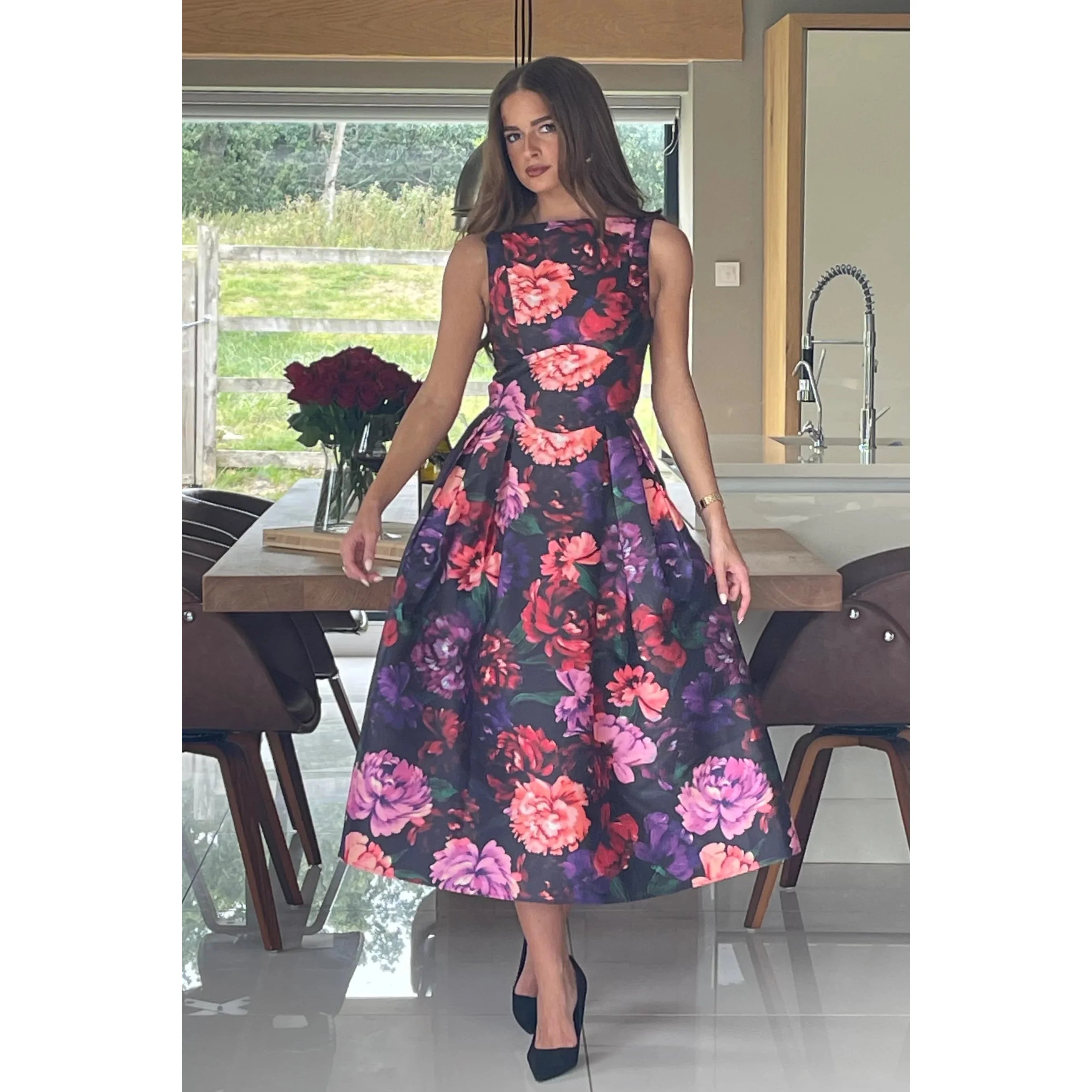 Black Multi Floral Sleeveless Boat Neck Pleated Midi Dress With Pockets