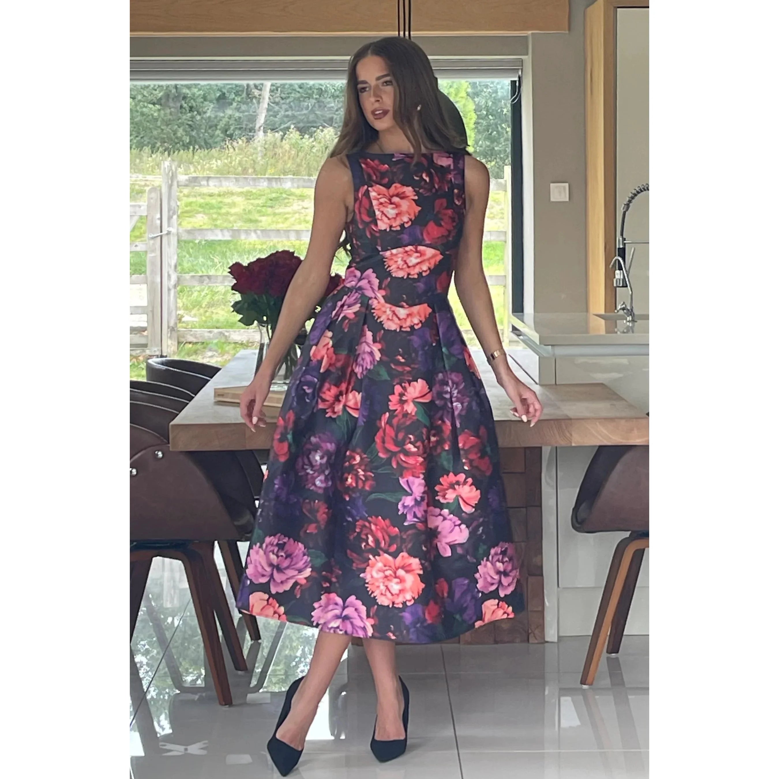 Black Multi Floral Sleeveless Boat Neck Pleated Midi Dress With Pockets