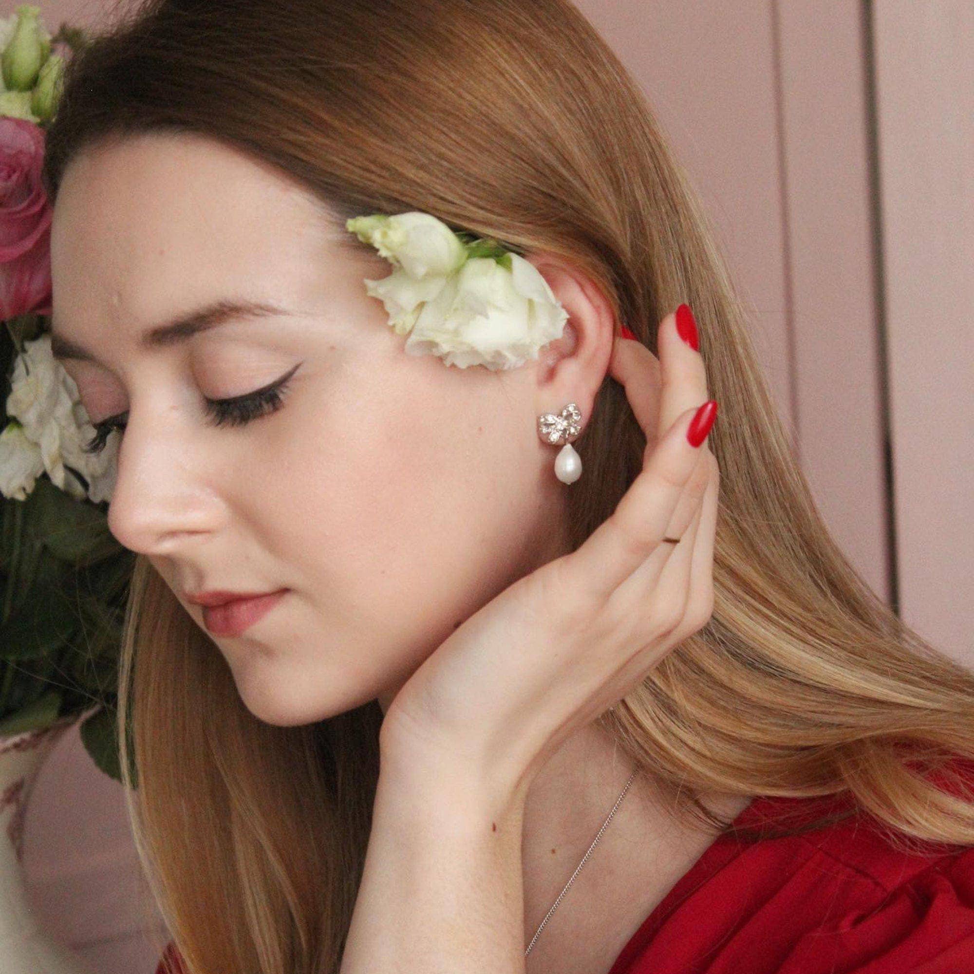 Freshwater pearl bow earrings - Pretty Kitty Fashion