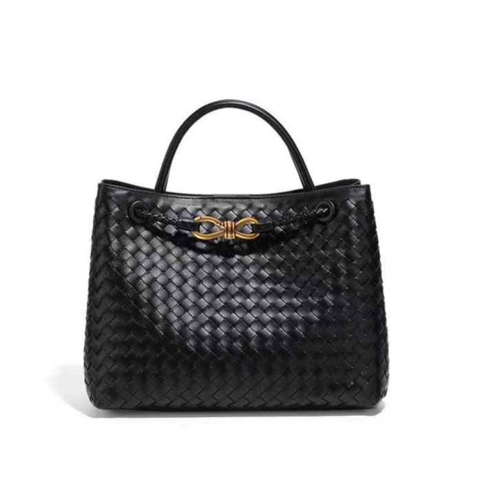 Black Woven Vintage Tote Handbag With Gold Clasp