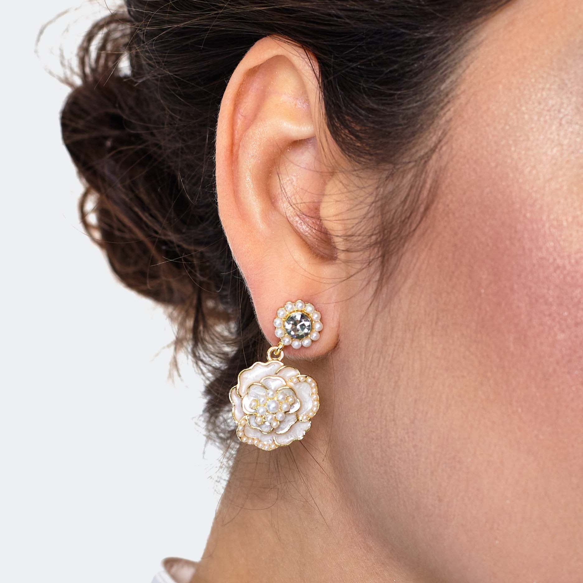 Pearly Flower Earrings