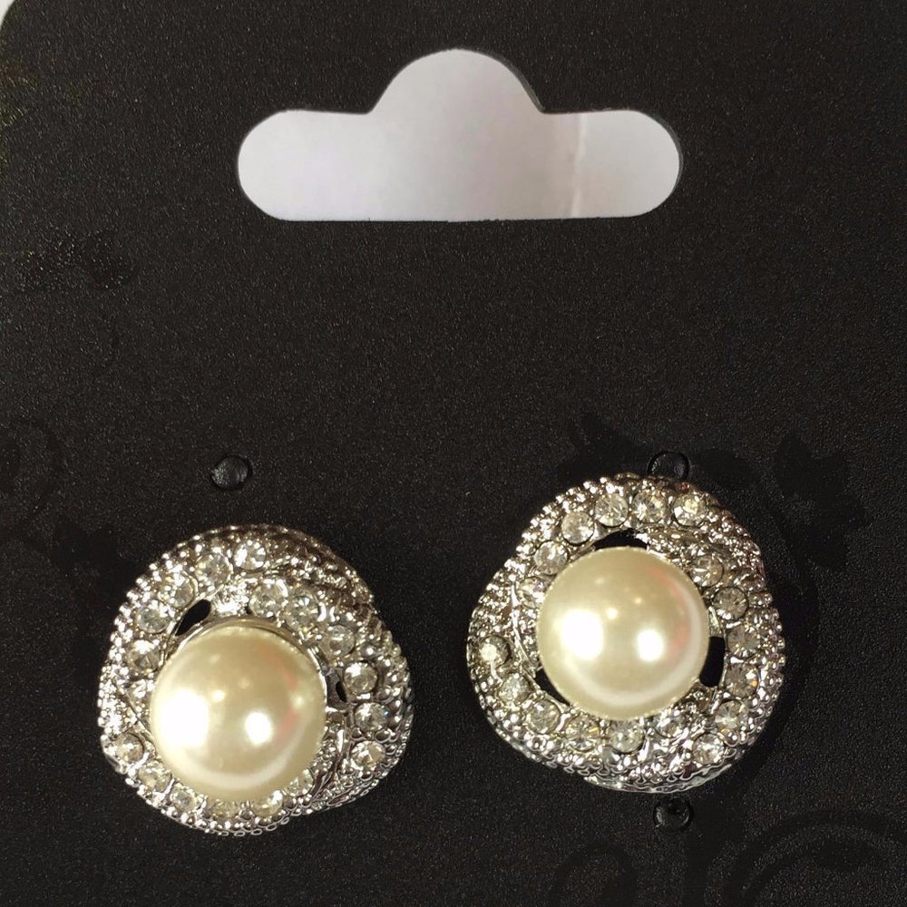 Vintage Silver Pearl Stud Earrings - Pretty Kitty Fashion