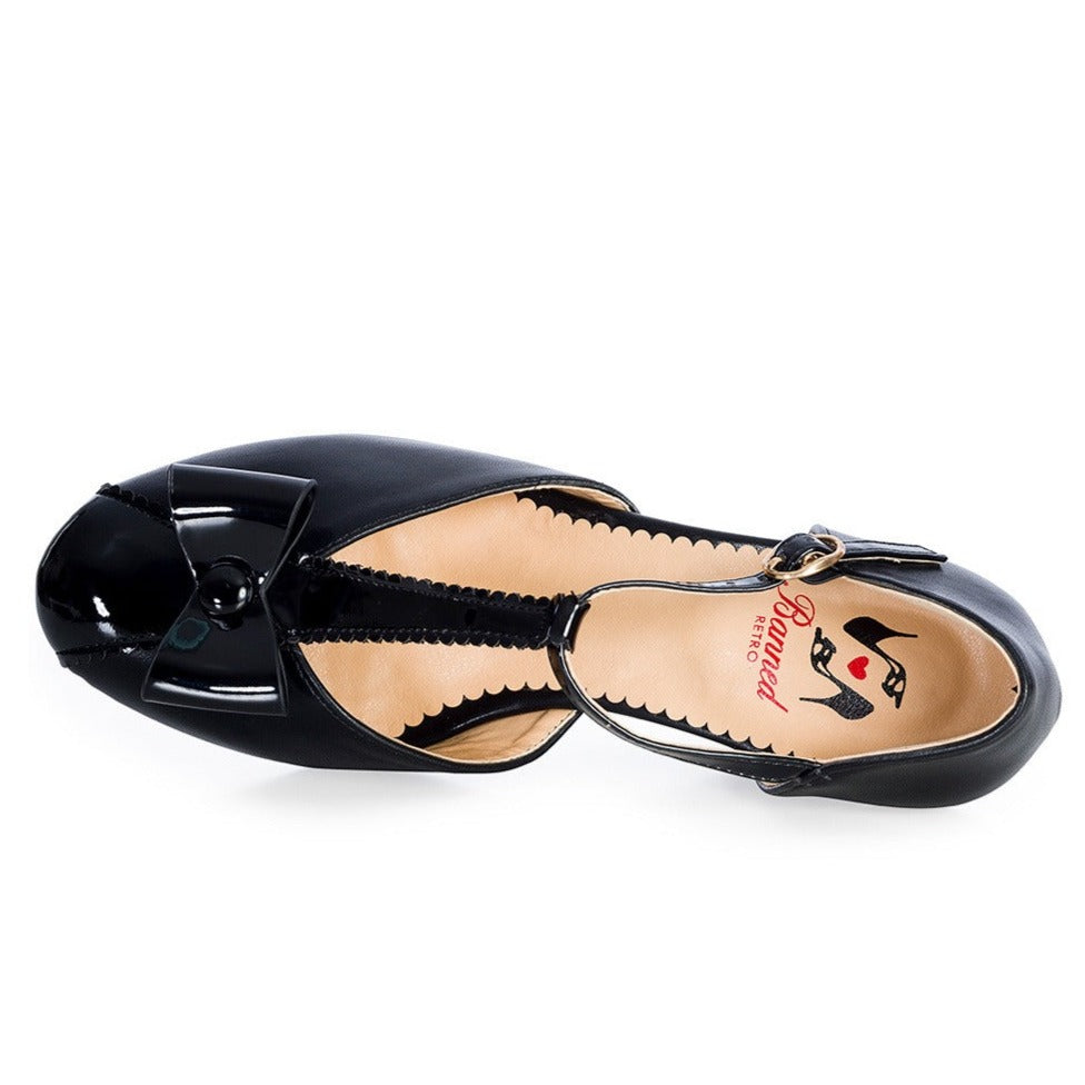 Black Retro Wedge Sandals